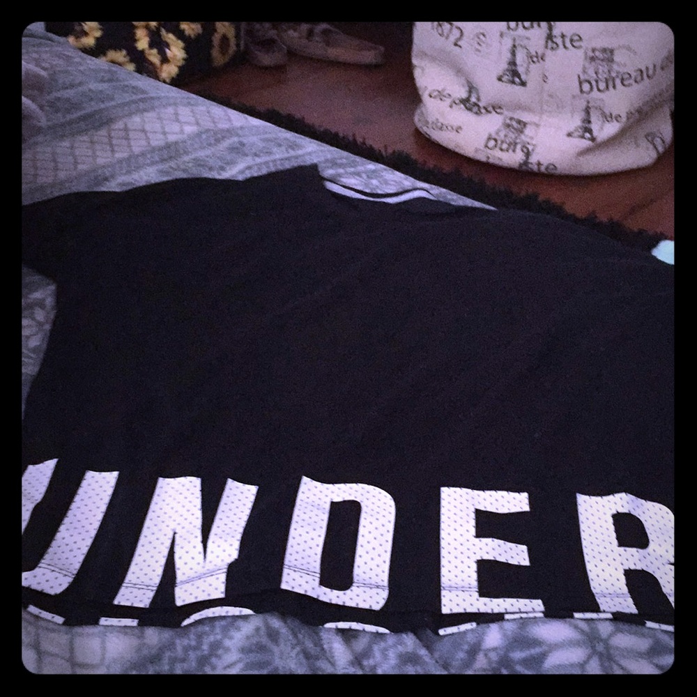 Under armor black shirt
